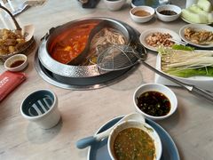 -左庭右院鲜牛肉火锅(浦江欢乐颂店)