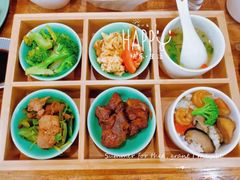 -华夏良子·足道SPA艾灸(三里屯店)