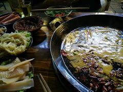 -周幺妹重庆老火锅(银泰城总店)