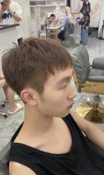 -V8潮牌·接发烫染连锁