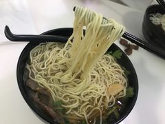 泡椒牛肉面-一品郑记重庆牛肉米线馆(东泰路店)
