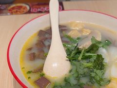 -小杨生煎(浦江欢乐颂店)