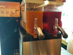 -呷哺呷哺(融创茂店)