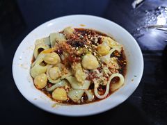-烤肉小伙烤肉店
