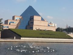 -上海市龙华烈士陵园