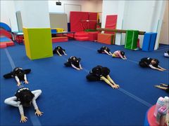 -蜩动儿童运动成长馆(恒生万鹂广场店)