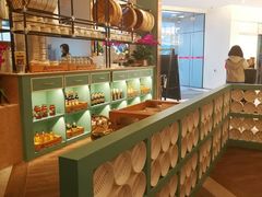 -唐宫小聚(新港中心店)