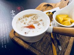 鲜奶雪耳炖木瓜-炖物24章·顺时轻养茶(杭州大厦店)