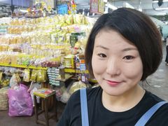 -瓦洛洛传统市场