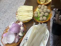 -胡家地锅鸡地锅鱼(金家渡店)