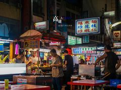 -六合夜市
