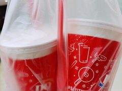 草莓芝士蛋糕粒暴风雪-DQ·蛋糕·冰淇淋(嘉兴南湖万达店)