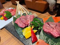 -炼火烤肉店