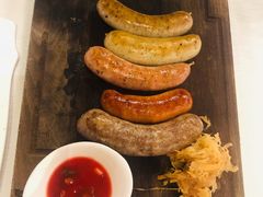 -马克西姆俄罗斯餐厅(通亚街店)