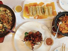 -品海楼·大连海胆锅贴馆(东港店)