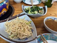 -毛辣果·贵州红酸汤牛肉火锅(西单店)