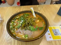 -肇兴特色牛肉粉