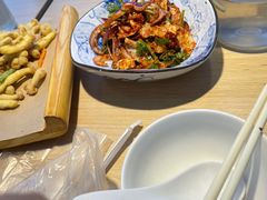 -关东小磨东北菜(上海长风大悦城店)