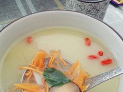 -天天向上素食餐厅(五台山店)