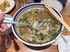 -云阿蛮云南生烫牛肉米线(奉贤路店)