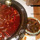 环境还不错，毕竟是新开的店