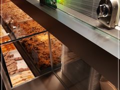 面包甜点陈列柜-六贤记(杭州龙湖滨江天街店)