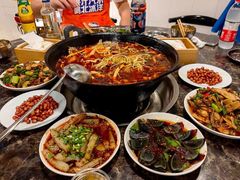 -鸿顺老铁锅美蛙鱼府(解放碑店)