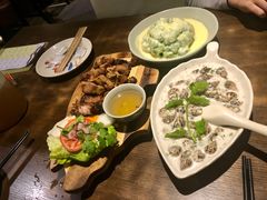 -大头虾越式风味餐厅(光明广场店)