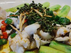 鲜花椒蒸鱼-猪肉婆私房菜(容桂总店)