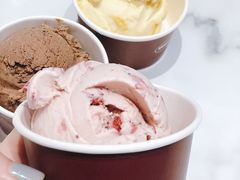草莓球-哈根达斯(SM店)