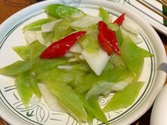 莴笋炒山药-云海肴·汽锅鸡·云南菜(苏州中心店)