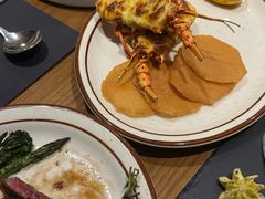 -Mark&Mars Restaurant