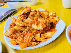辣白菜炒五花肉-屋里家延边朝鲜族冷面(南园店)