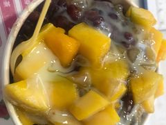 鲜芒果红豆炼乳-梁子刨冰王&梁小糖(王顶堤店)
