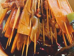 -拈签一笑黄牛肉辣卤串串
