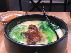 草本汤猪软骨面-和府捞面(东直门银座店)