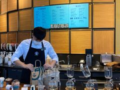 -星巴克臻选(惠州华贸天地1楼店)