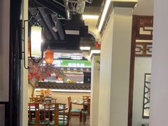 -卢大鲜鱼头捞饭(美利广场店)