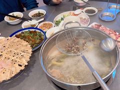 -官塘陈记鱼生·潮汕砂锅粥·牛肉火锅(潮枫路总店)