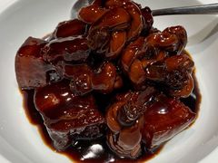 百叶结红烧肉-屋里厢上海菜馆