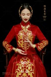 -雪中彩影婚纱摄影·微光艺术中心