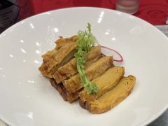 -侬佳蒸菜馆(听潮店)