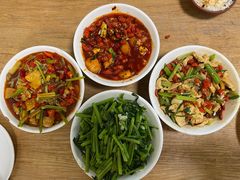 -独一佳老胡湘菜馆(高新店)