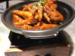 红烧鸡爪-小菜园新徽菜(常州金坛吾悦店)