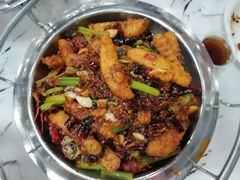 -凤凰路何眼镜香辣蟹(花果园店)