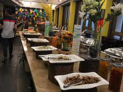 自助取餐区-东莞御景湾湖畔酒店·莱奥咖啡厅