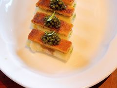 鱼子酱脆皮松板肉-解香楼(八盘岭路店)