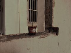 最近大家都很喜爱的蜜桃甜橙美式-Joymean coffee.见面咖啡