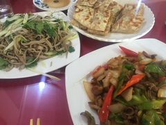 -溢心园香河肉饼总店