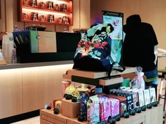 零售区-星巴克(古美路店)